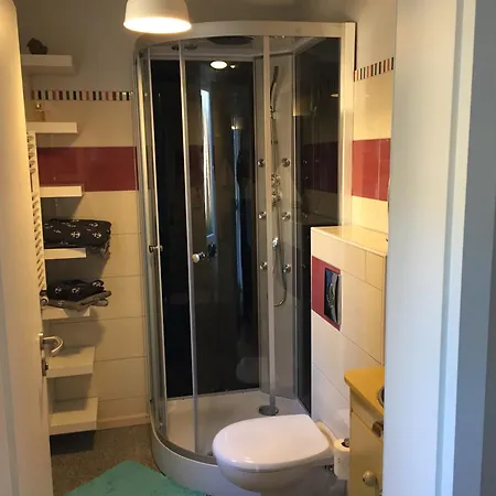 Ankerplatz In Boeel Fuer Sie, Komplette Inkl. Terasse Und Parkplatz